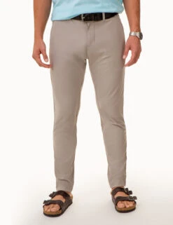 U.S. Polo Assn. STRETCH KNIT TECH PANTS WITH ZIPPER POCKETS 30 U.S. Polo Assn. STRETCH KNIT TECH PANTS WITH ZIPPER POCKETS -Modern Wear Shop 11C118NA AUPT 85979