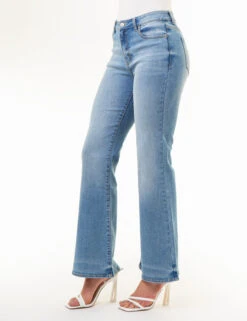 U.S. Polo Assn. HIGH RISE FLARE JEANS -Modern Wear Shop 216198LV LTWS 86030