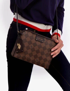 U.S. Polo Assn. DIAMOND SIGNATURE CROSSBODY BAG -Modern Wear Shop 27A152 BROWN