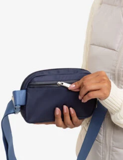 U.S. Polo Assn. CLASSIC ZIP BELT BAG -Modern Wear Shop 27A216AA 3252