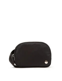 U.S. Polo Assn. CLASSIC ZIP BELT BAG -Modern Wear Shop 27A216AA BLCK 15402