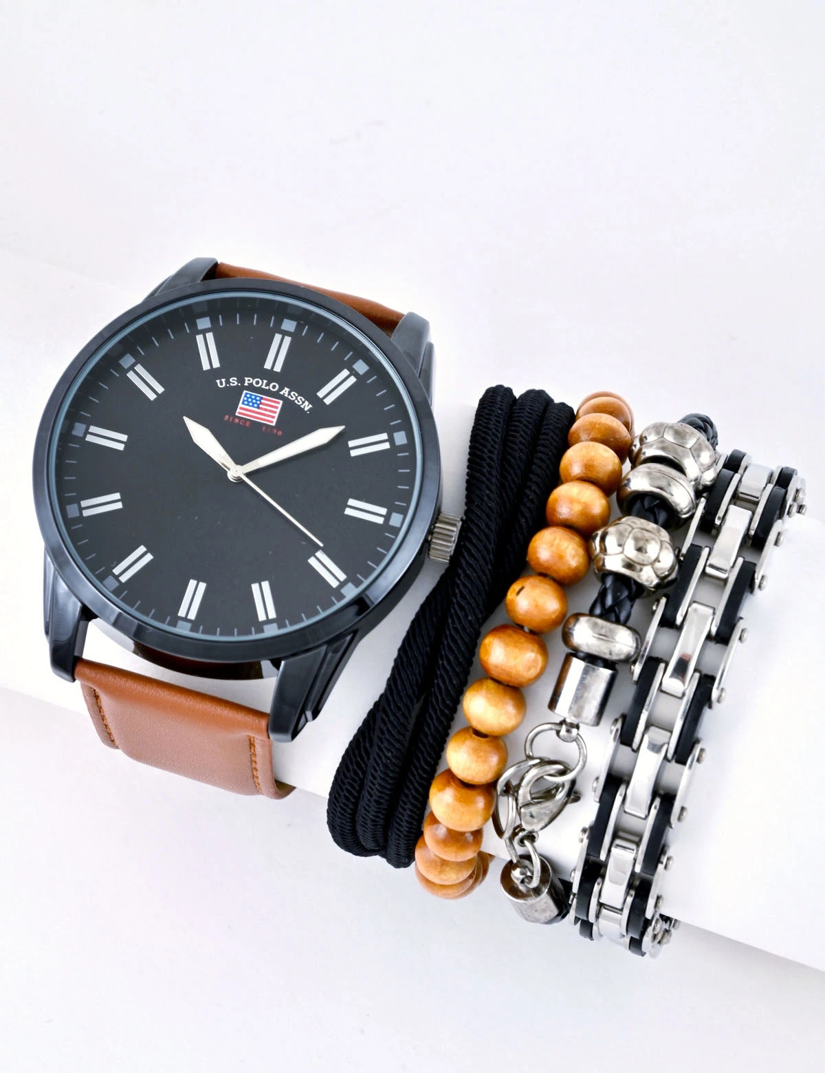 U.S. Polo Assn. MEN'S OVERSIZED BLCK BRN WATCH & BRACELETS SET 3 U.S. Polo Assn. MEN'S OVERSIZED BLCK BRN WATCH & BRACELETS SET